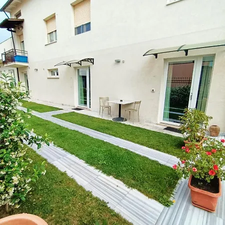 Garda Guest house *