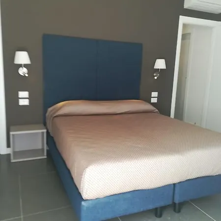 Garda Guest house