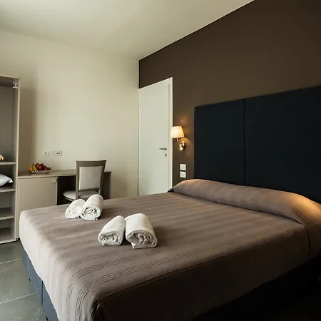 Garda Guest house